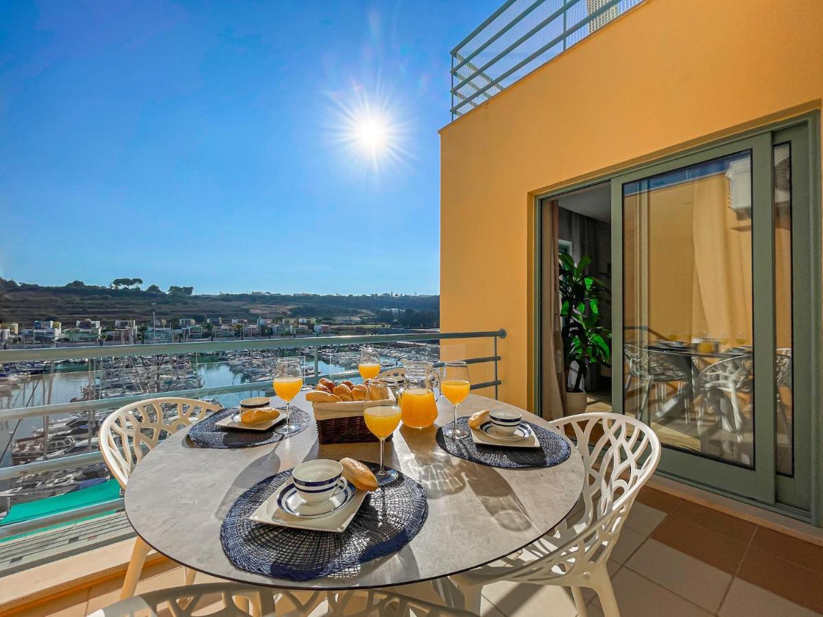 Luxury 1 Bedroom, Marina De Near Old Town Apartamento
